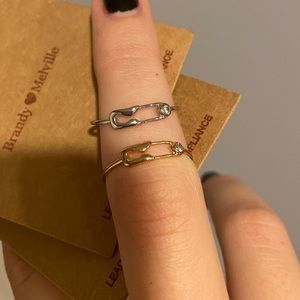 Brandy Melville safety pin ring